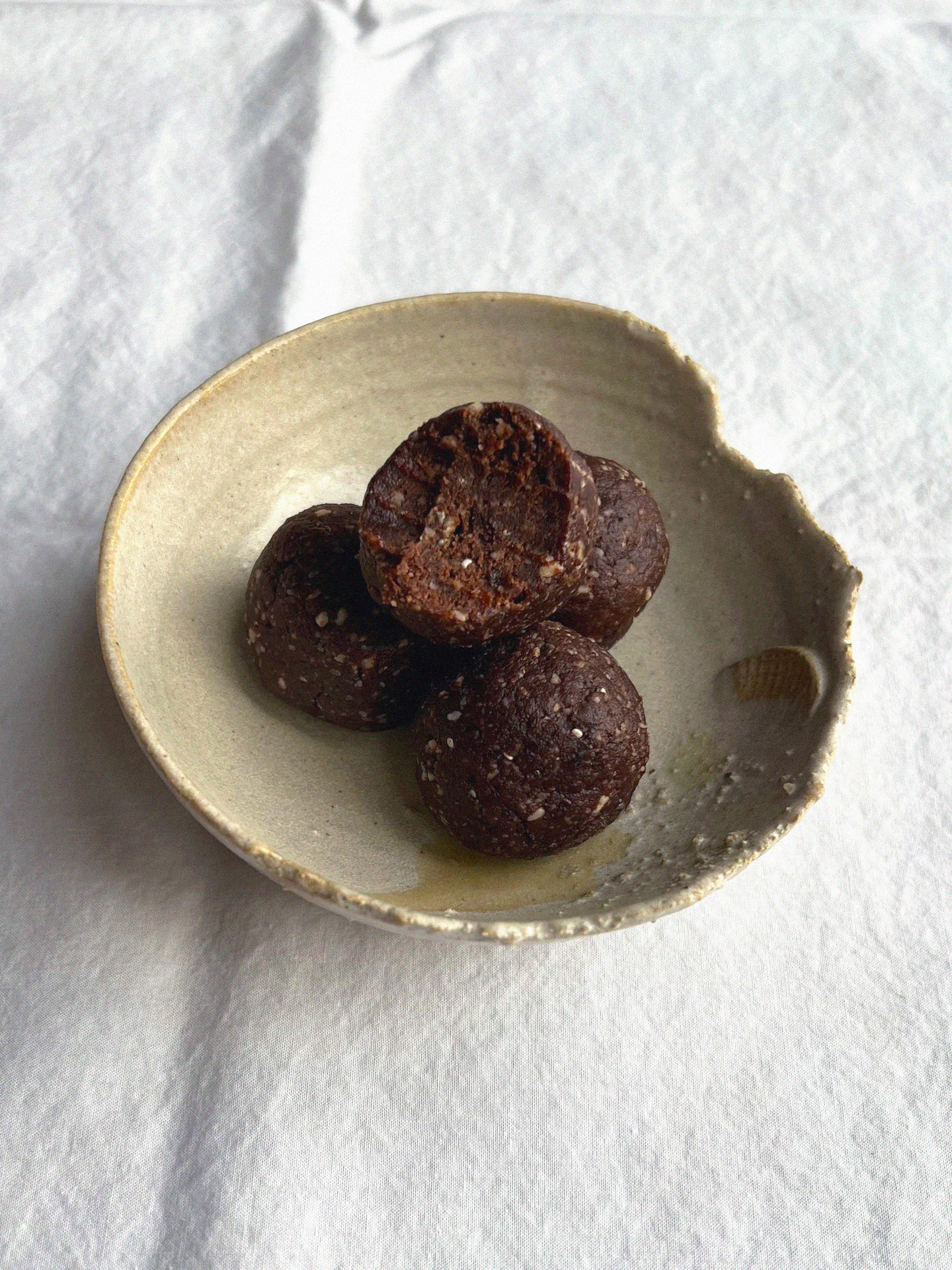 Almond, walnut and cacao energy balls